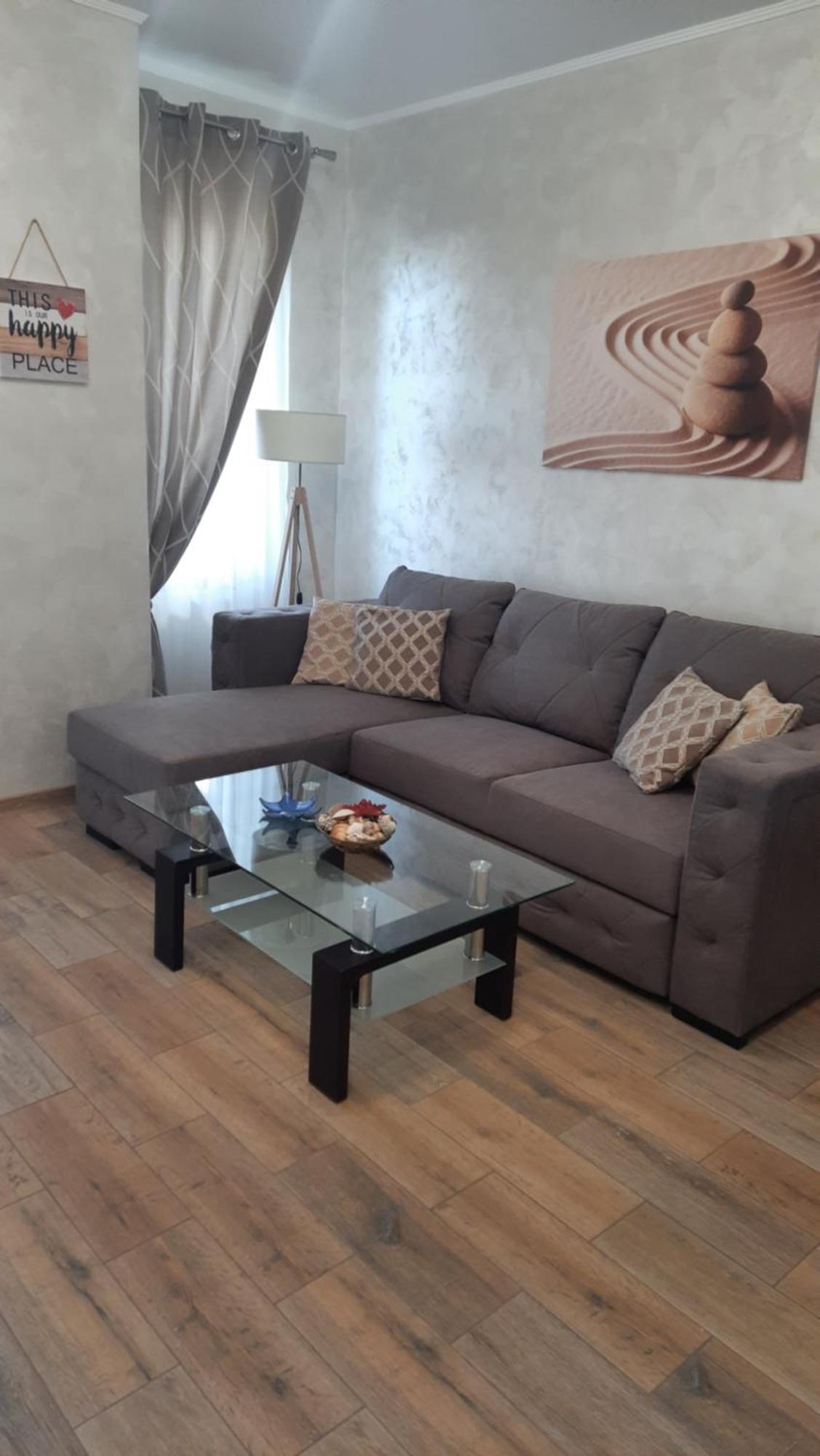 Ayka Apartment Mamaia Exterior photo