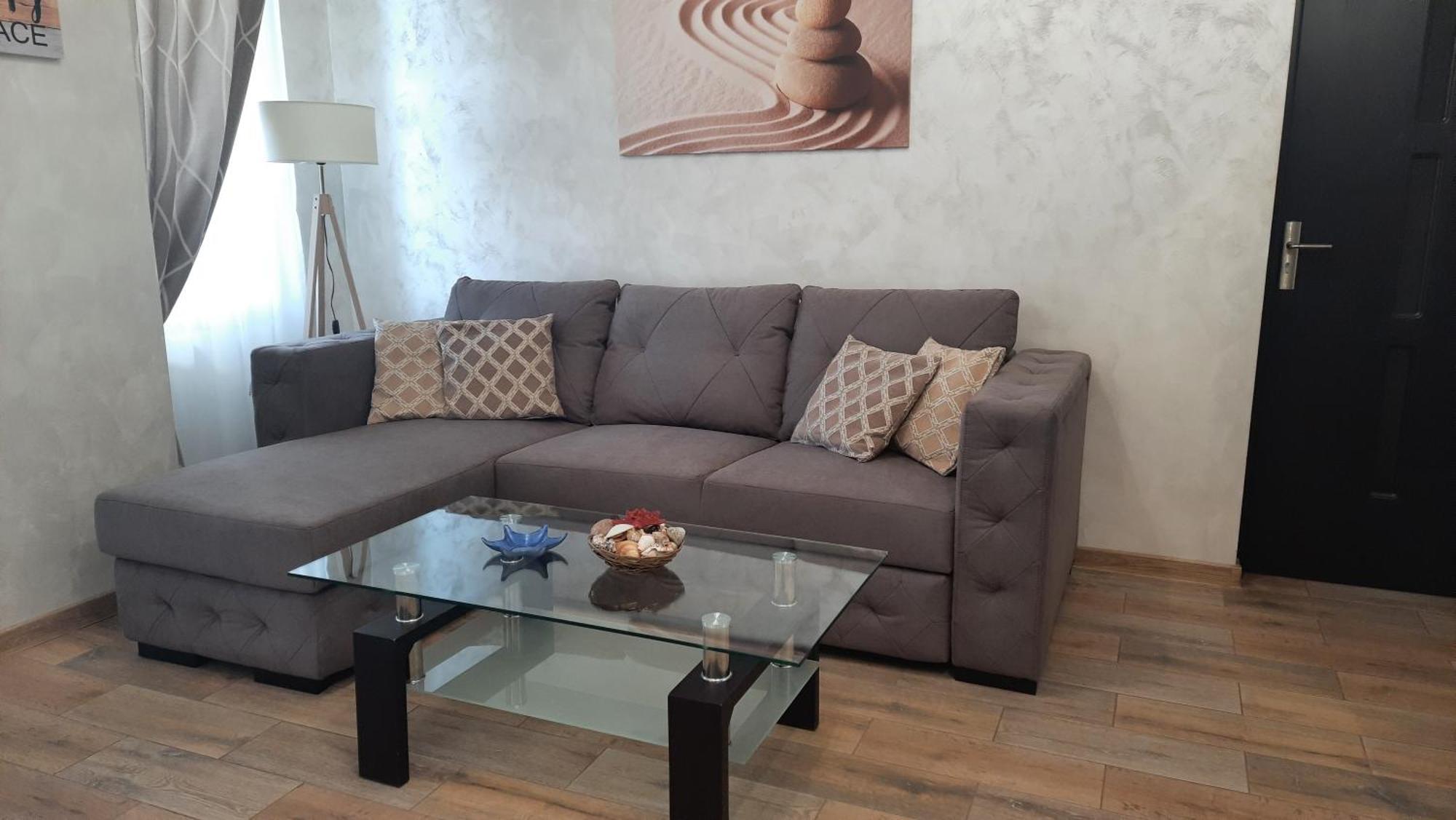 Ayka Apartment Mamaia Exterior photo