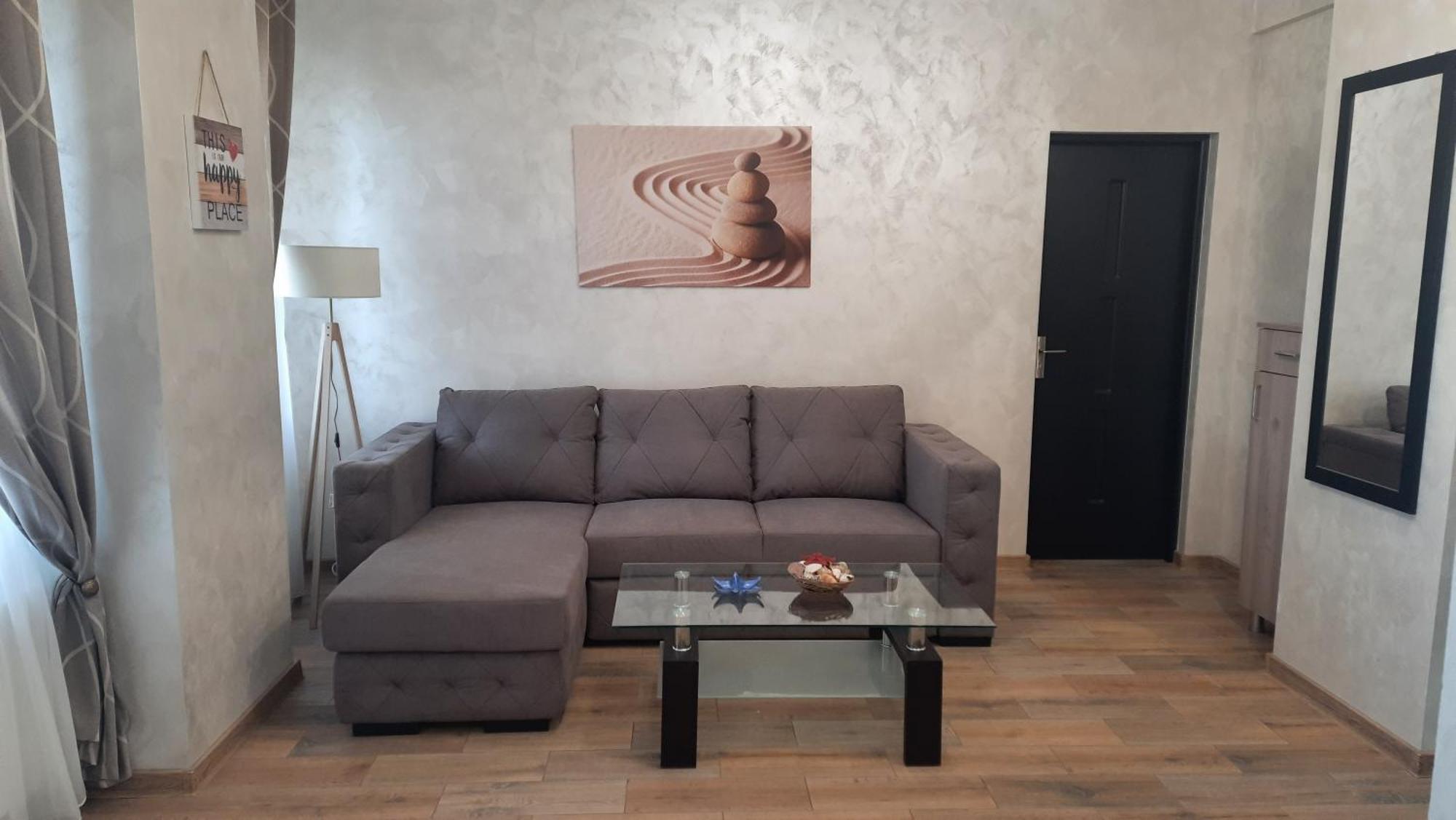 Ayka Apartment Mamaia Exterior photo